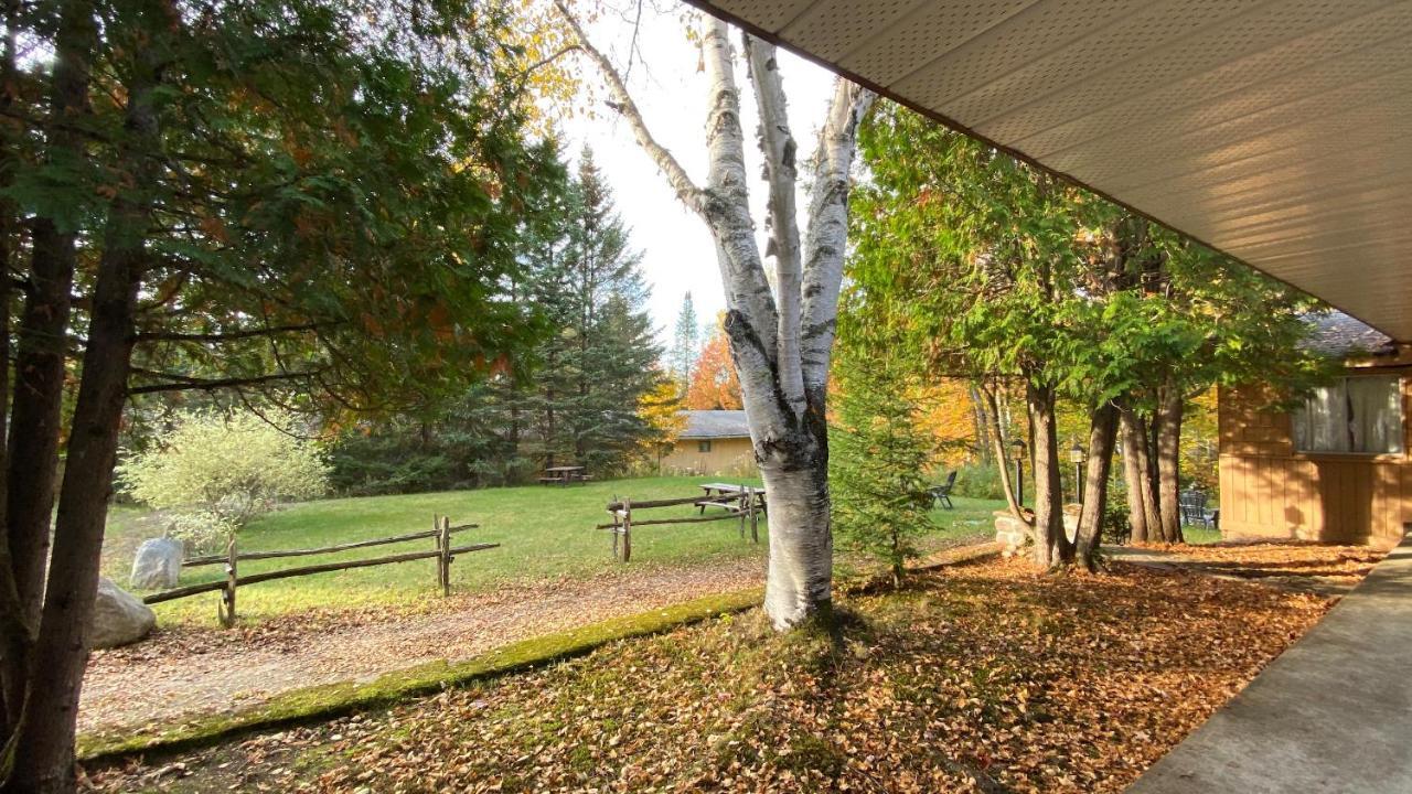Chalets Et Studios Le Vent Du Nord Lac-Superieur Exterior foto